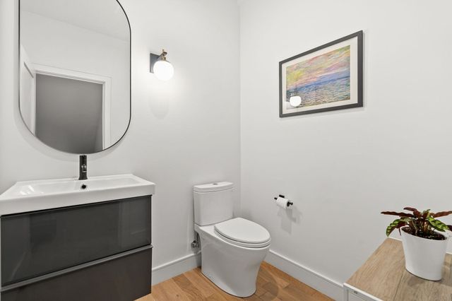 1 Prospect Ave 2, Boston, MA 02131