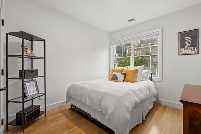 1 Prospect Ave 2, Boston, MA 02131