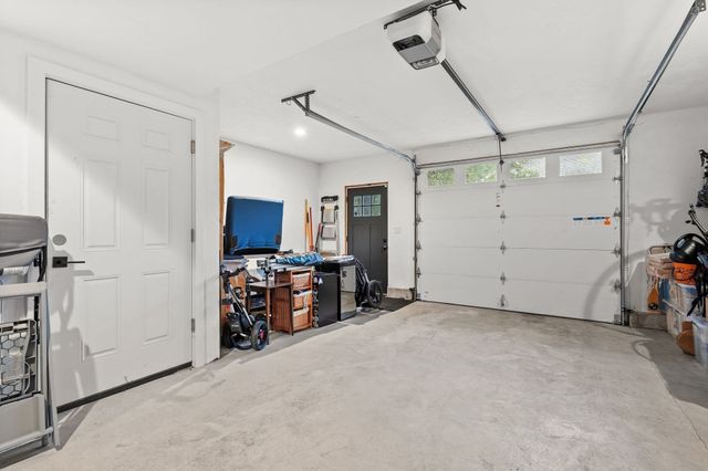 1 Prospect Ave 2, Boston, MA 02131