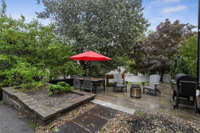 1 Prospect Ave 2, Boston, MA 02131