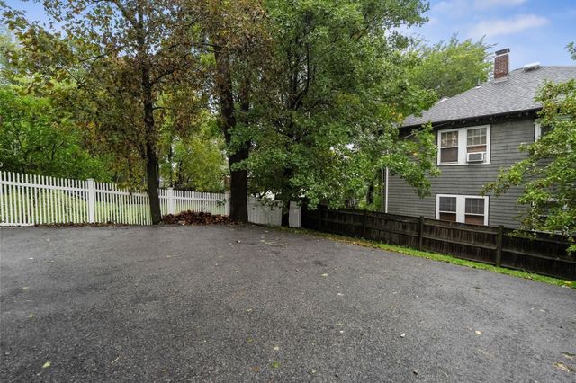 1 Prospect Ave 2, Boston, MA 02131