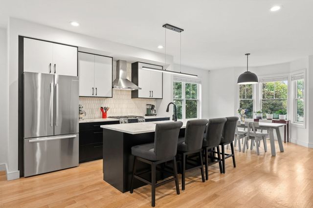 1 Prospect Ave 2, Boston, MA 02131