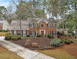2237 Chadds Creek Drive, Marietta, GA 30062