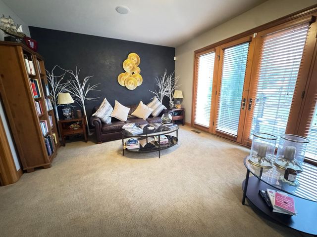 86 Cressingham Lane, Powell, OH 43065