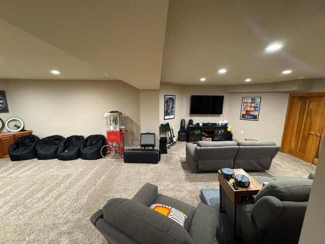 86 Cressingham Lane, Powell, OH 43065