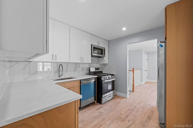 14590 226th Street, Springfield Gardens, NY 11413