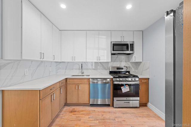 14590 226th Street, Springfield Gardens, NY 11413