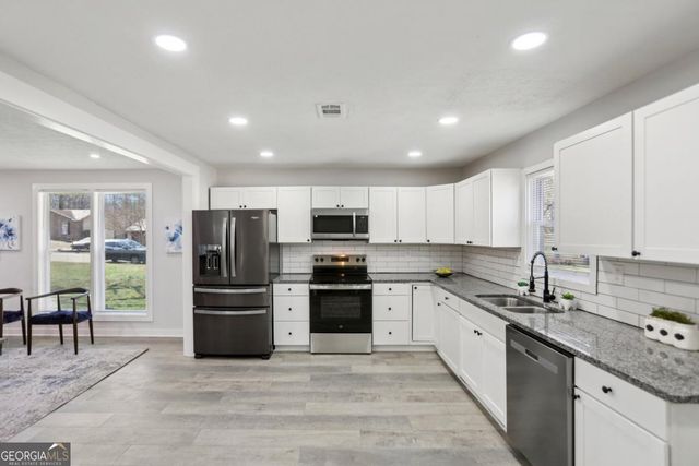 7018 Stephens Drive, Rex, GA 30273