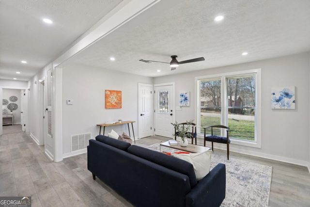 7018 Stephens Drive, Rex, GA 30273