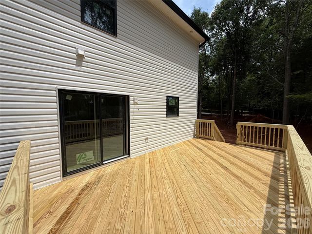 5069 Tara Tea Drive, Tega Cay, SC 29708