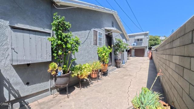 855 San Pascual Avenue, Los Angeles, CA 90042