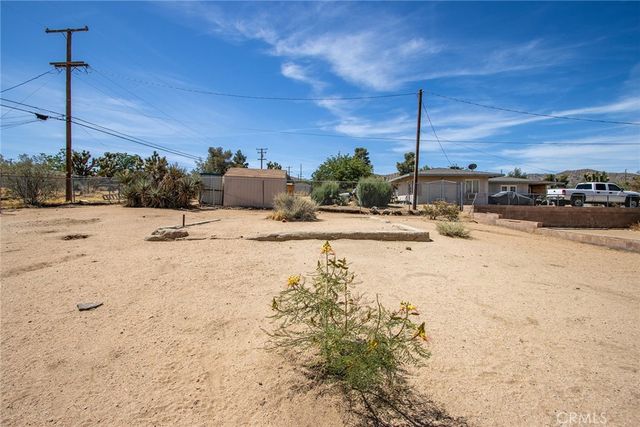 7613 Cherokee, Yucca Valley, CA 92284