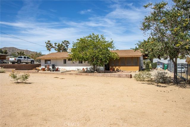 7613 Cherokee, Yucca Valley, CA 92284
