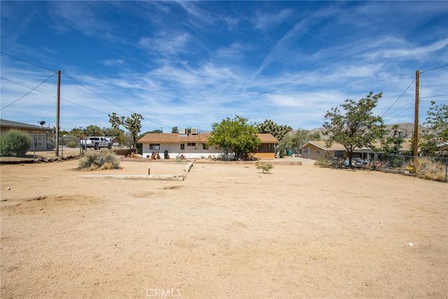 7613 Cherokee, Yucca Valley, CA 92284