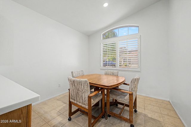 2019 E GLENHAVEN Drive, Phoenix, AZ 85048