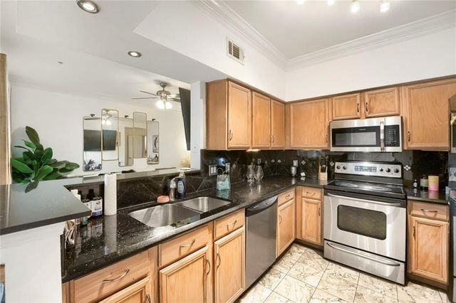 3777 Peachtree Road NE 1205, Brookhaven, GA 30319