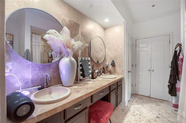 3777 Peachtree Road NE 1205, Brookhaven, GA 30319