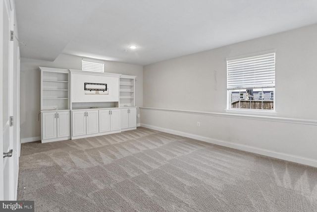 4800 CHIEF CHRIS KYLE CT, Riverdale, MD 20737