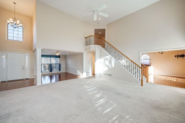 2217 Sunningdale Drive, Lexington, KY 40509
