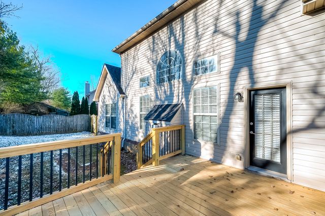 2217 Sunningdale Drive, Lexington, KY 40509