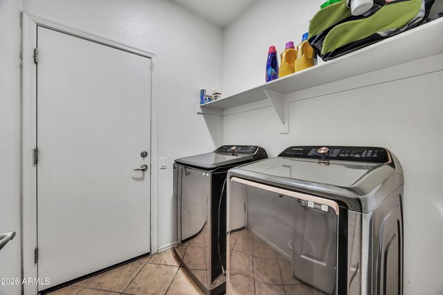 11555 W LINCOLN Street, Avondale, AZ 85323