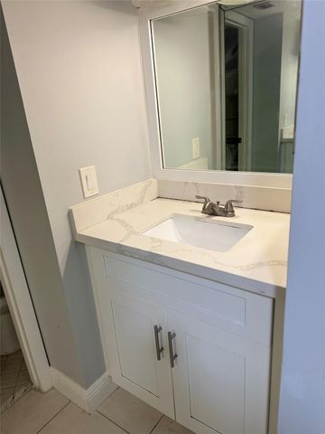 3000 NW 42nd Avenue B201, Coconut Creek, FL 33066