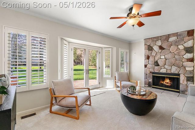7280 Willow Oak Drive, West Bloomfield, MI 48324