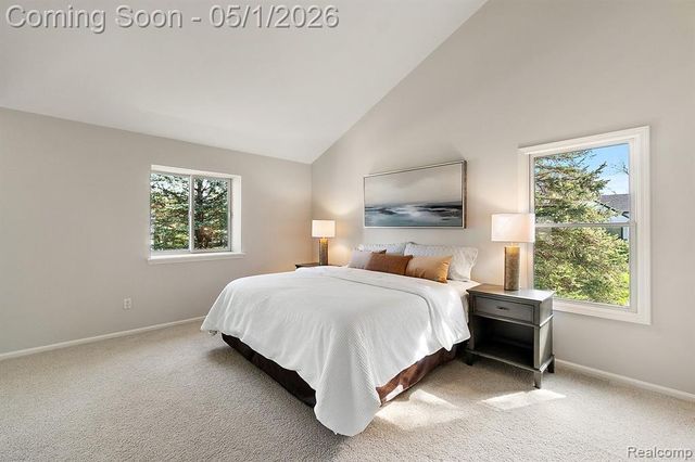 7280 Willow Oak Drive, West Bloomfield, MI 48324