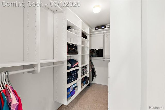 7280 Willow Oak Drive, West Bloomfield, MI 48324