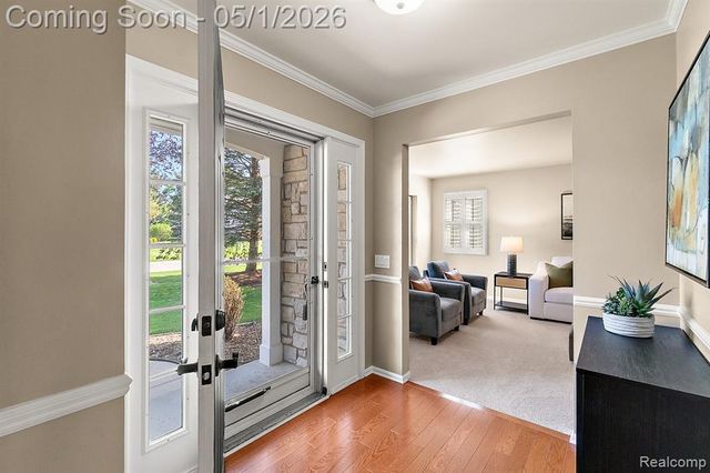 7280 Willow Oak Drive, West Bloomfield, MI 48324