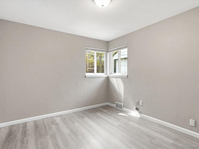 6831 Irving Street, Denver, CO 80221