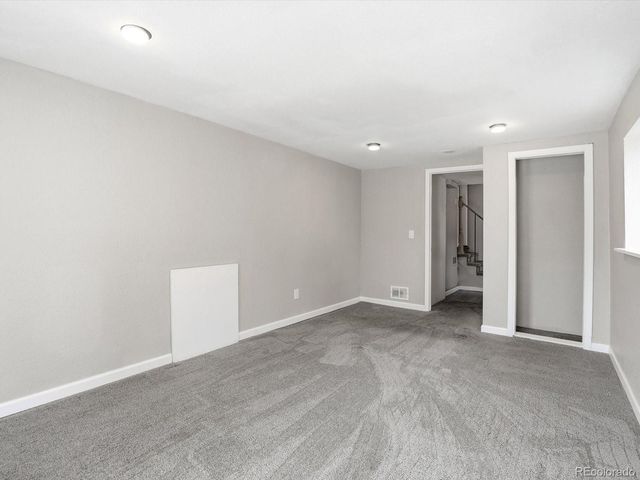 6831 Irving Street, Denver, CO 80221