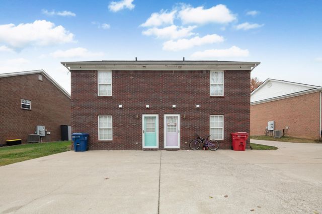 705 Candlewood Drive, Berea, KY 40403