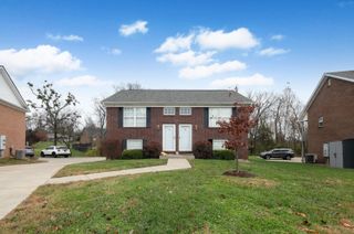 705 Candlewood Drive, Berea, KY 40403