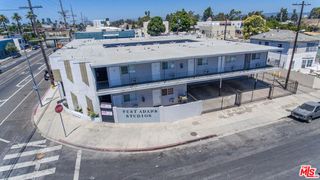 4905 W Adams Boulevard, Los Angeles, CA 90016