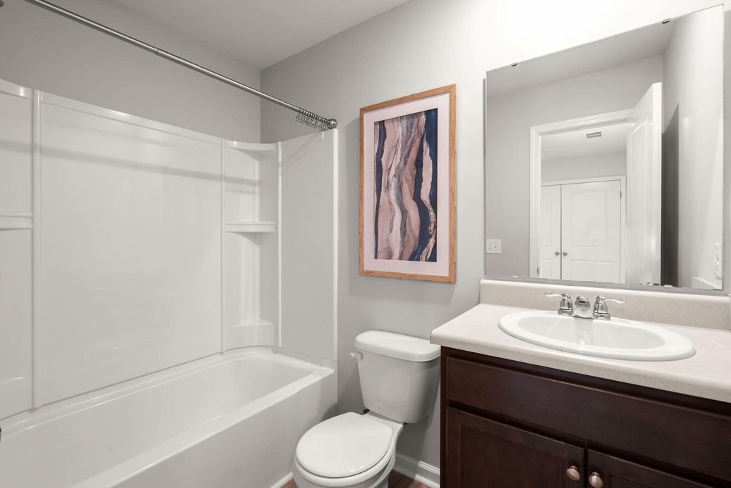 Image 17 of property listing at 690 Hilchot Drive, Summerville, SC 29486