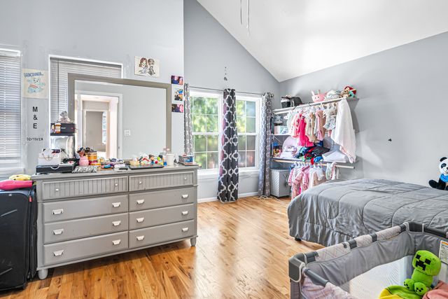 4049 W Crystal Street, Chicago, IL 60651