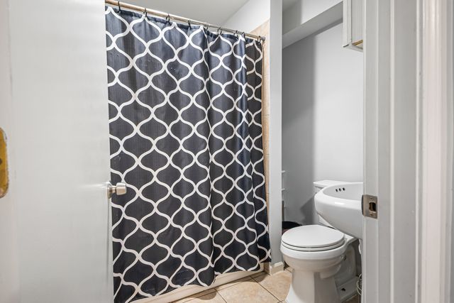 4049 W Crystal Street, Chicago, IL 60651