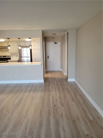 205 East Harmon Avenue 212, Las Vegas, NV 89169