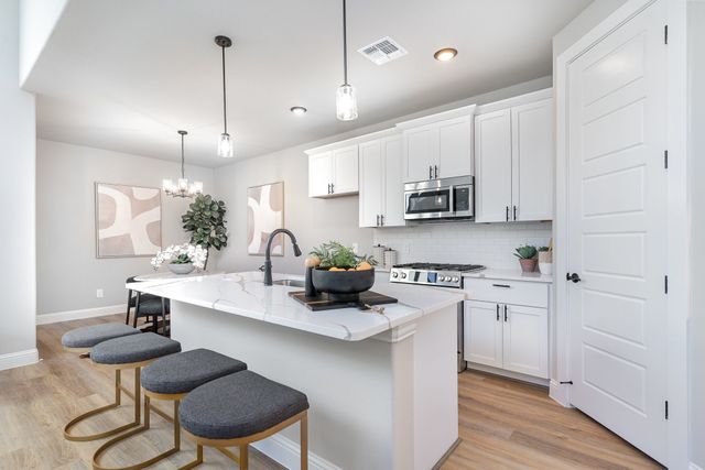 7305 Parsons Mews, Rowlett, TX 75088