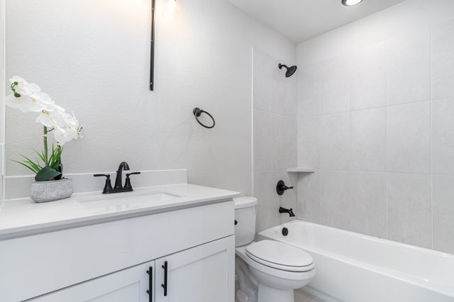 7305 Parsons Mews, Rowlett, TX 75088