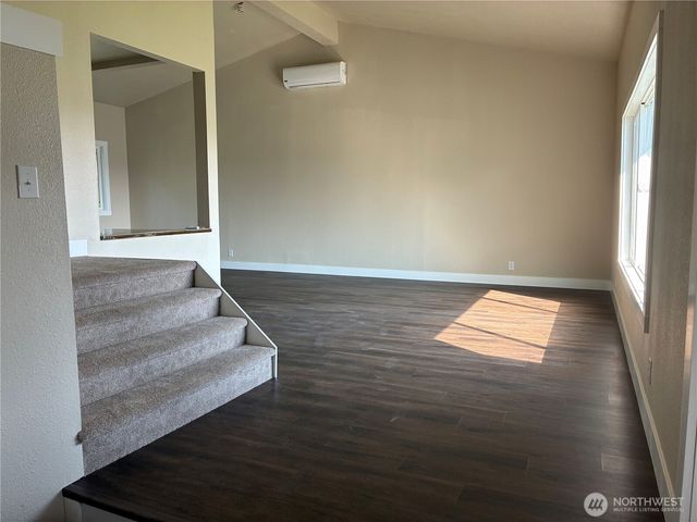 6400 Rd. 3 NE, Moses Lake, WA 98837