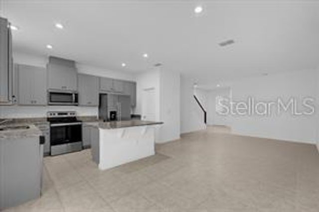 1186 SEASIDE MIST TRAIL, Kissimmee, FL 34747