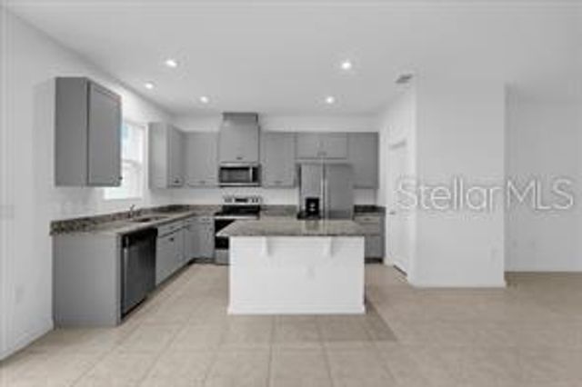 1186 SEASIDE MIST TRAIL, Kissimmee, FL 34747