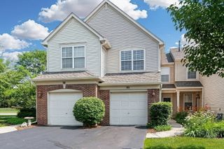90 Pimlico Court, Grayslake, IL 60030