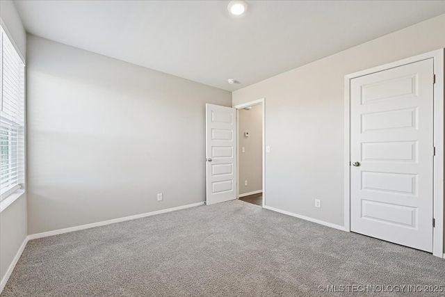 8419 E 162nd Place S, Bixby, OK 74008