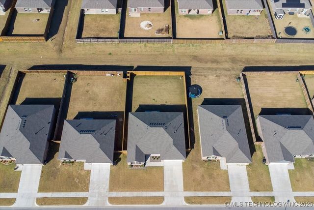 8419 E 162nd Place S, Bixby, OK 74008