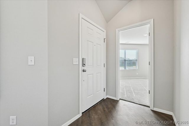 8419 E 162nd Place S, Bixby, OK 74008