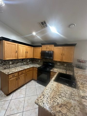 5141 Jamaica Coast Court, North Las Vegas, NV 89031