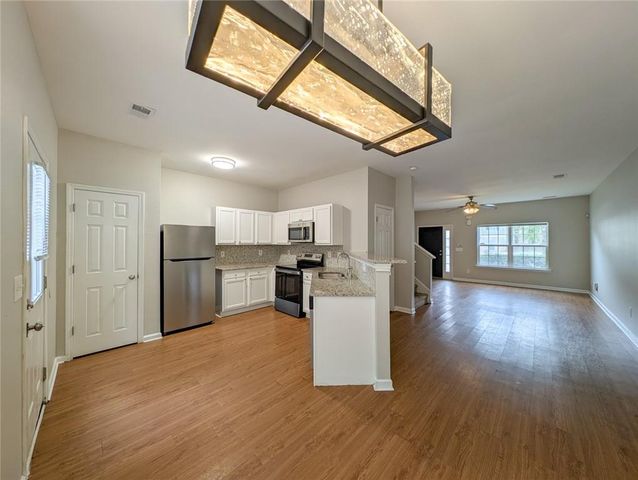 511 Creel Lane, Atlanta, GA 30349